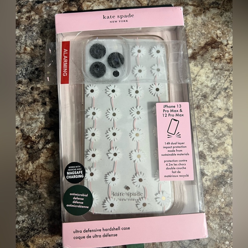 Kate spade iPhone 12/13 pro max case new in box